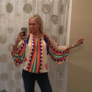 Silky spring bell sleeve flounce top